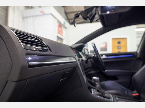 Volkswagen Golf 2.0 TSI R DSG 4Motion Euro 6 (s/s) 5dr 53