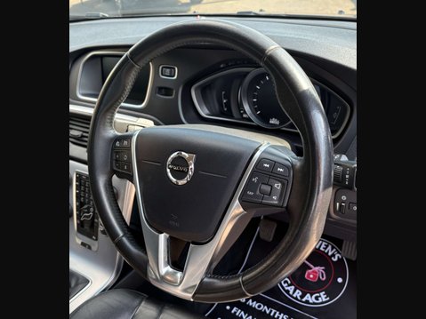 Volvo V40 2.0 V40 Inscription T3 5dr 21