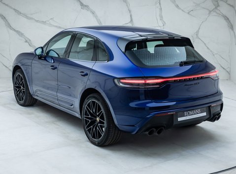 Porsche Macan GTS 12