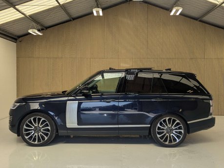 Land Rover Range Rover 3.0 Range Rover Autobiography Auto 4WD 5dr 14