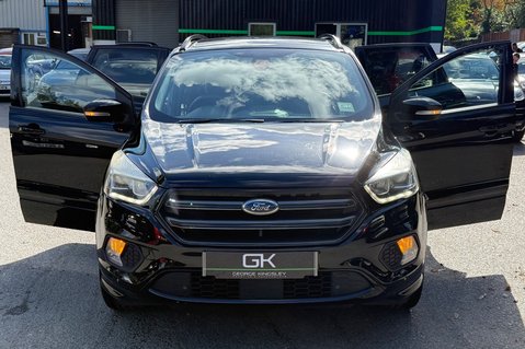 Ford Kuga ST-LINE TDCI - FULL SERVICE HISTORY WITH 9 STAMPS! - NEW MOT 18