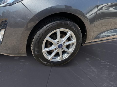 Ford Fiesta 1.0T EcoBoost Zetec Euro 6 (s/s) 5dr 10