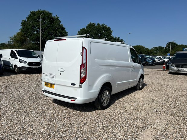 Ford Transit Custom SWB L1H1 (SOLD) Low Roof Limited 300 Air Con Alloys Sensors EURO 6 NO VAT 6
