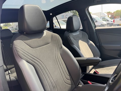 Volkswagen Id.5 Pro Performance 77kWh Max SUV 5dr Electric Auto (204 ps) 13