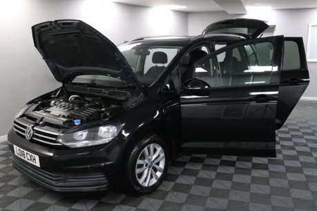 Volkswagen Touran SE FAMILY TDI BLUEMOTION TECHNOLOGY DSG 16