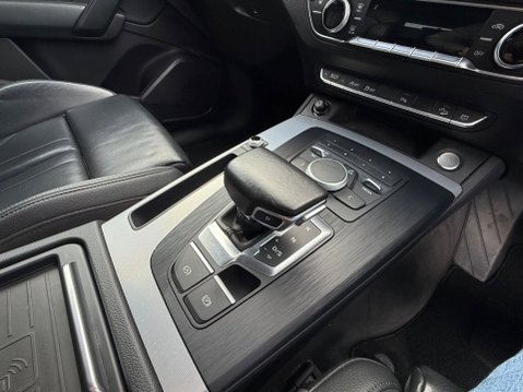 Audi Q5 2.0 TDI Sport S Tronic quattro Euro 6 (s/s) 5dr 27