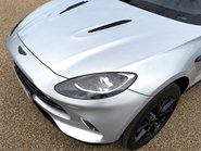 Aston Martin DBX V8 20