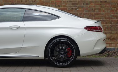 Mercedes-Benz C Class C63 S Coupe 22