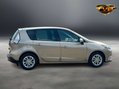 Renault Scenic 1.5 Scenic Dynamique TomTom Energy dCi S/S 5dr - NATIONAL DELIVERY* 26