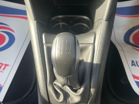 Peugeot 208 1.2 PureTech Tech Edition Euro 6 (s/s) 5dr 31
