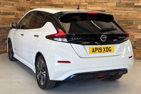 Nissan LEAF 40kWh N-Connecta Hatchback 5dr Electric Auto (150 ps) 4