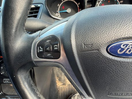 Ford Fiesta ZETEC 10