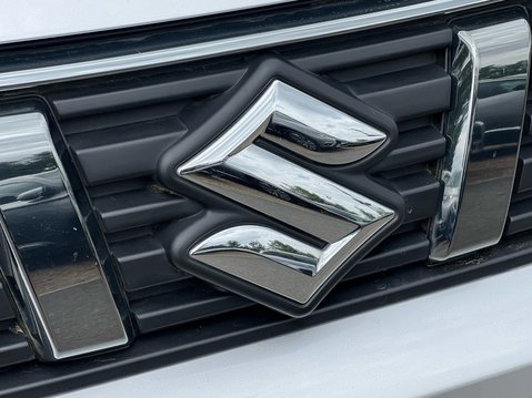 Suzuki Vitara SZ-T 13