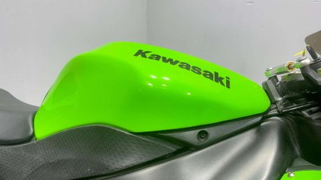 Kawasaki Ninja ZX6R 2009 ONLY 4K MEGA CLEAN 600CC SPORTS BIKE NEW MOT 11