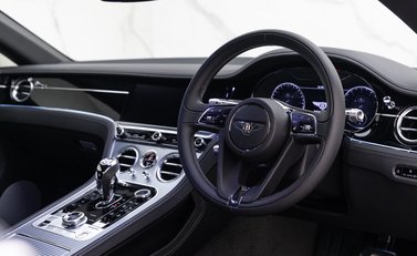 Bentley Continental GT W12 8