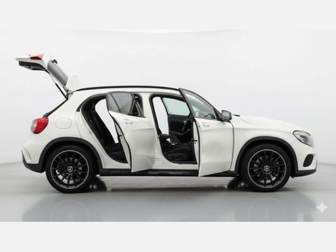 Mercedes-Benz GLA 2.1 GLA 200 AMG Line D 5dr 10