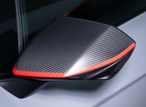 Lamborghini Revuelto 37