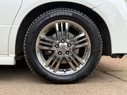 Nissan Elgrand AUTECH 17