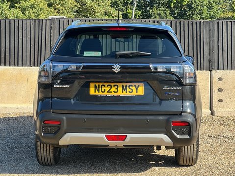Suzuki S-Cross MOTION 8
