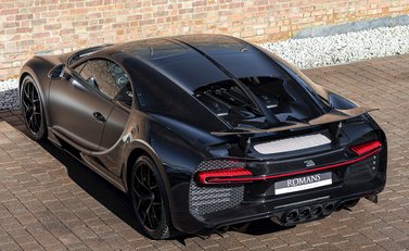 Bugatti Chiron Sport 'Noire Edition' 7