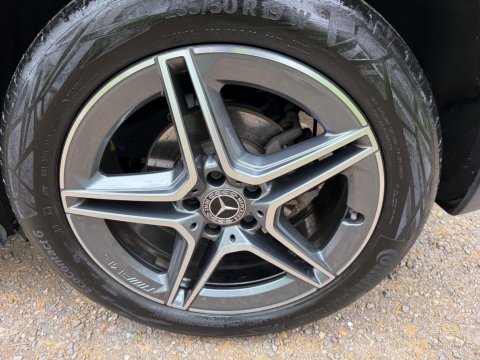 Mercedes-Benz GLA GLA 200 AMG LINE PREMIUM 43