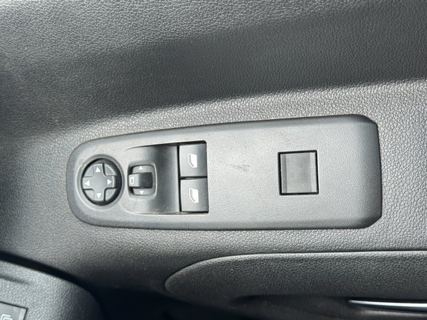 Vauxhall Combo Crew Cab LWB L2H1 Low Roof Prime Air Con Cruise Sensors Nav EURO 6 NO VAT 26