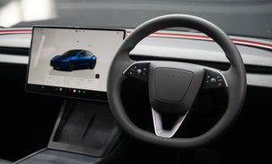 Tesla Model 3 RWD "Highland" c300 Mile Range Vented Seats GROK AI Assistant 1 Owner VAT Q 15