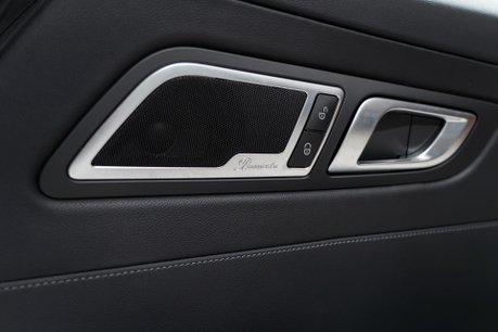 Mercedes-Benz Amg GT PREMIUM. MERCEDES WARRANTY. FULL MSH. DESIGNO PAINT. BURMESTER. PANO ROOF. 45