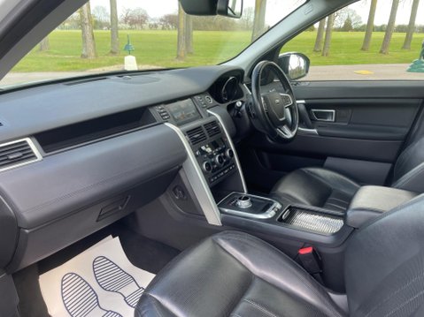 Land Rover Discovery Sport 2.0 TD4 HSE Auto 4WD Euro 6 (s/s) 5dr 28