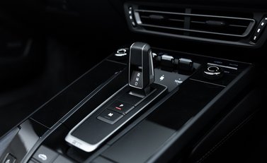 Porsche 911 Targa (992) 50 Years Porsche Design Edition 28