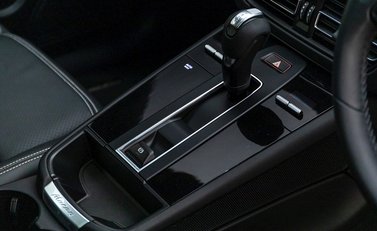 Porsche Macan GTS 21