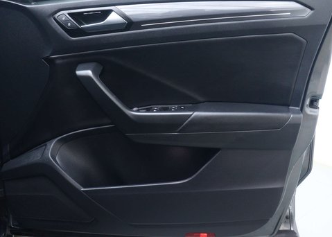 Volkswagen T-Roc 1.5 T-Roc R-Line TSi Evo Semi-Auto 5dr 43