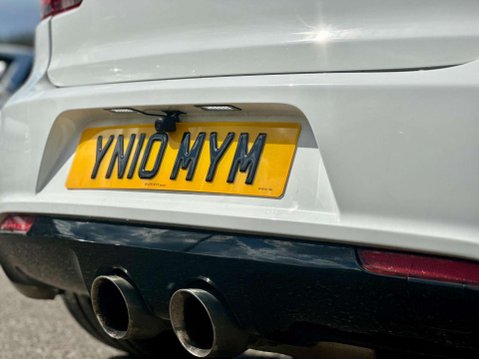 Volkswagen Golf 2.0 TSI R DSG 4Motion Euro 5 5dr 32