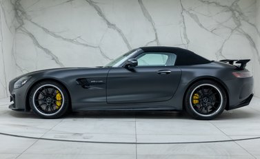 Mercedes-Benz AMG GT R Roadster 7