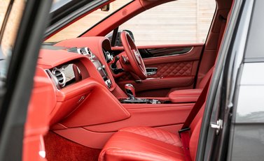 Bentley Bentayga W12 15