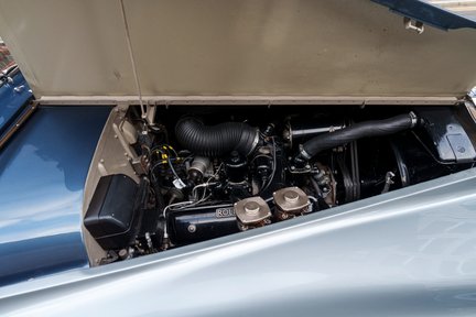 Rolls-Royce Silver Cloud III Restored 37