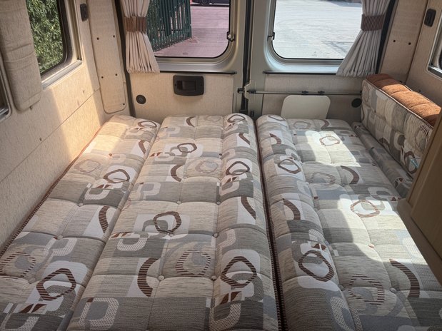Auto-Sleepers Warwick Duo 2 Berth|2 Belt|Rear Lounge|Shower|Toilet|Vanlux 22