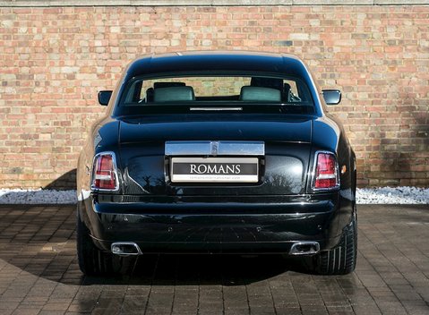Rolls-Royce Phantom Coupe 14
