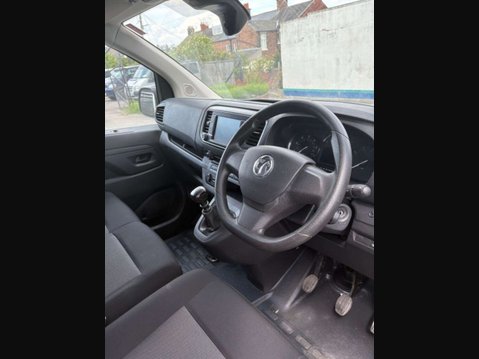 Vauxhall Vivaro 1.5 Turbo D 2900 Pro Panel Van 6dr Diesel Manual L2 H1 Euro 6 (s/s) (100 ps 29