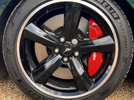 Ford Mustang BULLITT 32