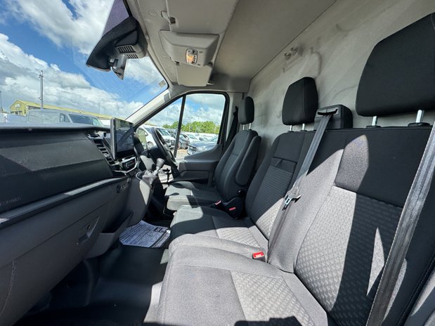Ford Transit LWB L3H2 Med Roof Limited 350 Air Con Alloys Camera Nav Sensors EURO 6 19