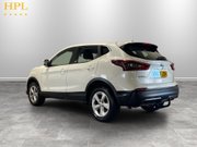 Nissan Qashqai 1.3 DIG-T Acenta Premium SUV 5dr Petrol Manual Euro 6 (s/s) (160 ps) 5