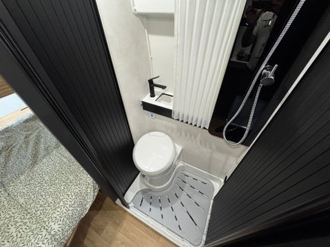 Pilote V630S Expression 2026 MODEL 10