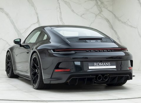 Porsche 911 (992) GT3 Touring 3