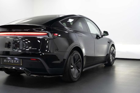 Tesla Model Y ModeL Y Long Range AWD 4WD 5dr 16