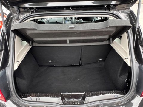 Dacia Sandero Stepway 0.9 TCe Laureate Euro 5 5dr 32