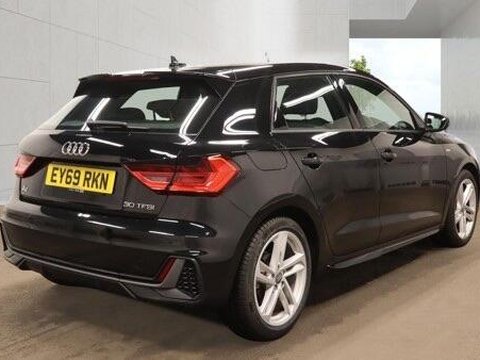 Audi A1 1.0 TFSI 30 S line Sportback Euro 6 (s/s) 5dr 9