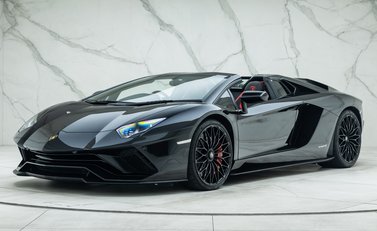 Lamborghini Aventador S LP 740-4 Roadster 1