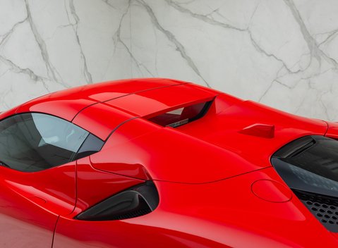 Ferrari SF90 Spider 40