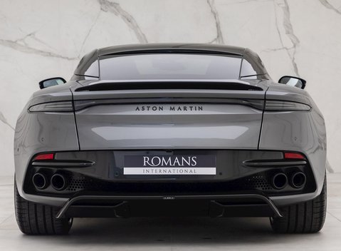 Aston Martin DBS Superleggera 5